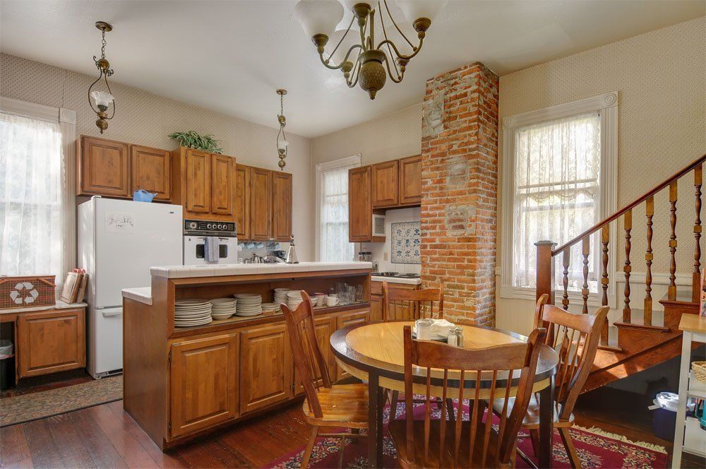 Hinds House kitchen Santa Cruz