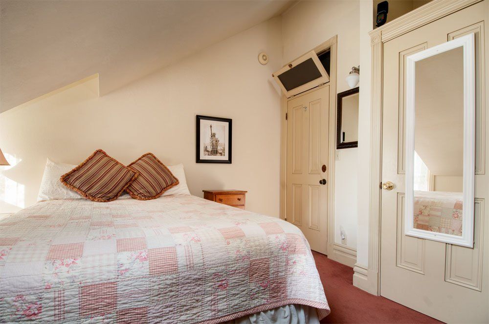 Extended stay hotel santa cruz hinds house room 10