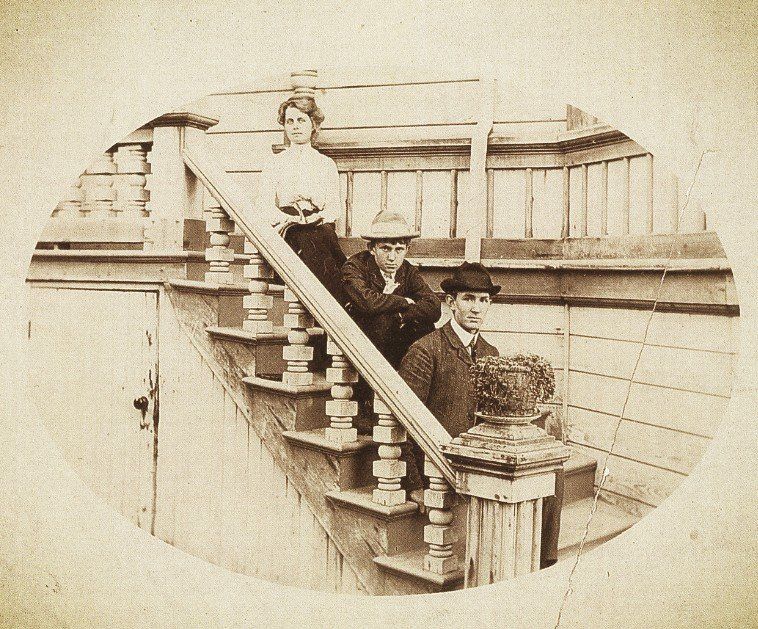 Hinds family children on porch stairs Hinds house historic photo