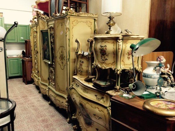 Mobili d'antiquariato
