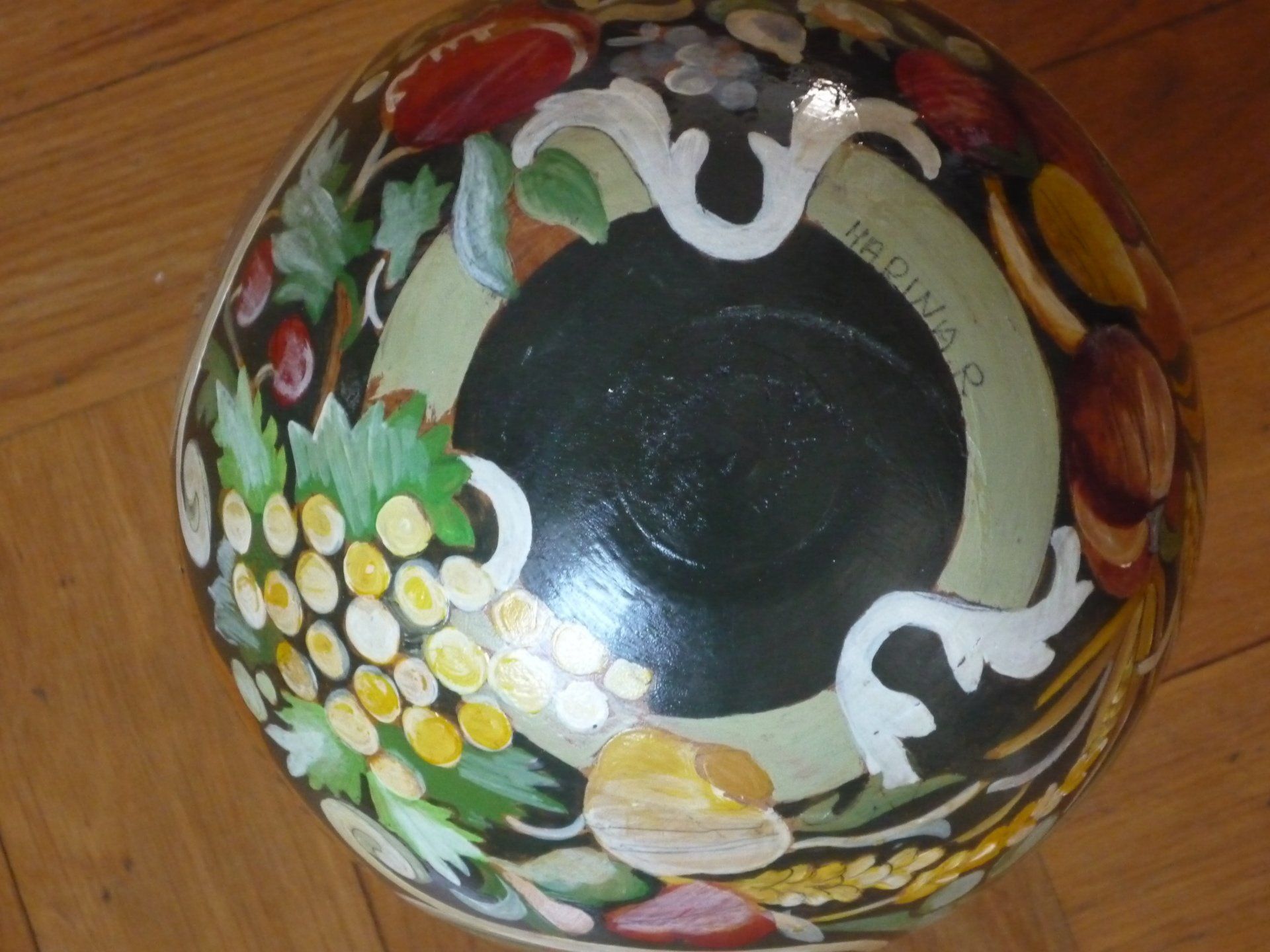 animali, cani, gatti, cavalli,  quadri, ritratti, dipinti, su misura, animali vestiti, oggetti, arredi, uova dipeinte, piatti, decorazioni, trompe, fiori, stencil, decoupage, carta, colla, matita, pennello, olio su tela , riviste, pubblicazioni, eventi, Marina Rigolone, artista, pittrice, decoratrice,