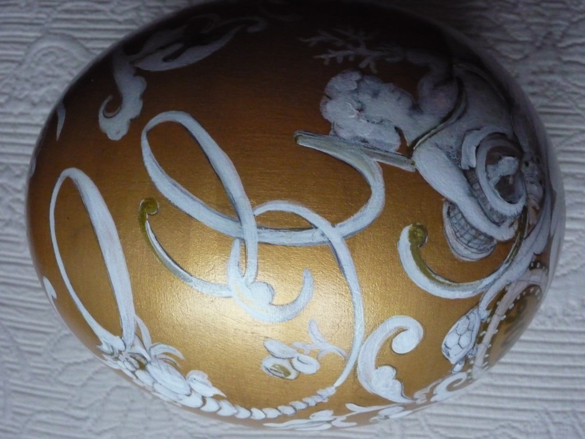 animali, cani, gatti, cavalli,  quadri, ritratti, dipinti, su misura, animali vestiti, oggetti, arredi, uova dipeinte, piatti, decorazioni, trompe, fiori, stencil, decoupage, carta, colla, matita, pennello, olio su tela , riviste, pubblicazioni, eventi, Marina Rigolone, artista, pittrice, decoratrice,