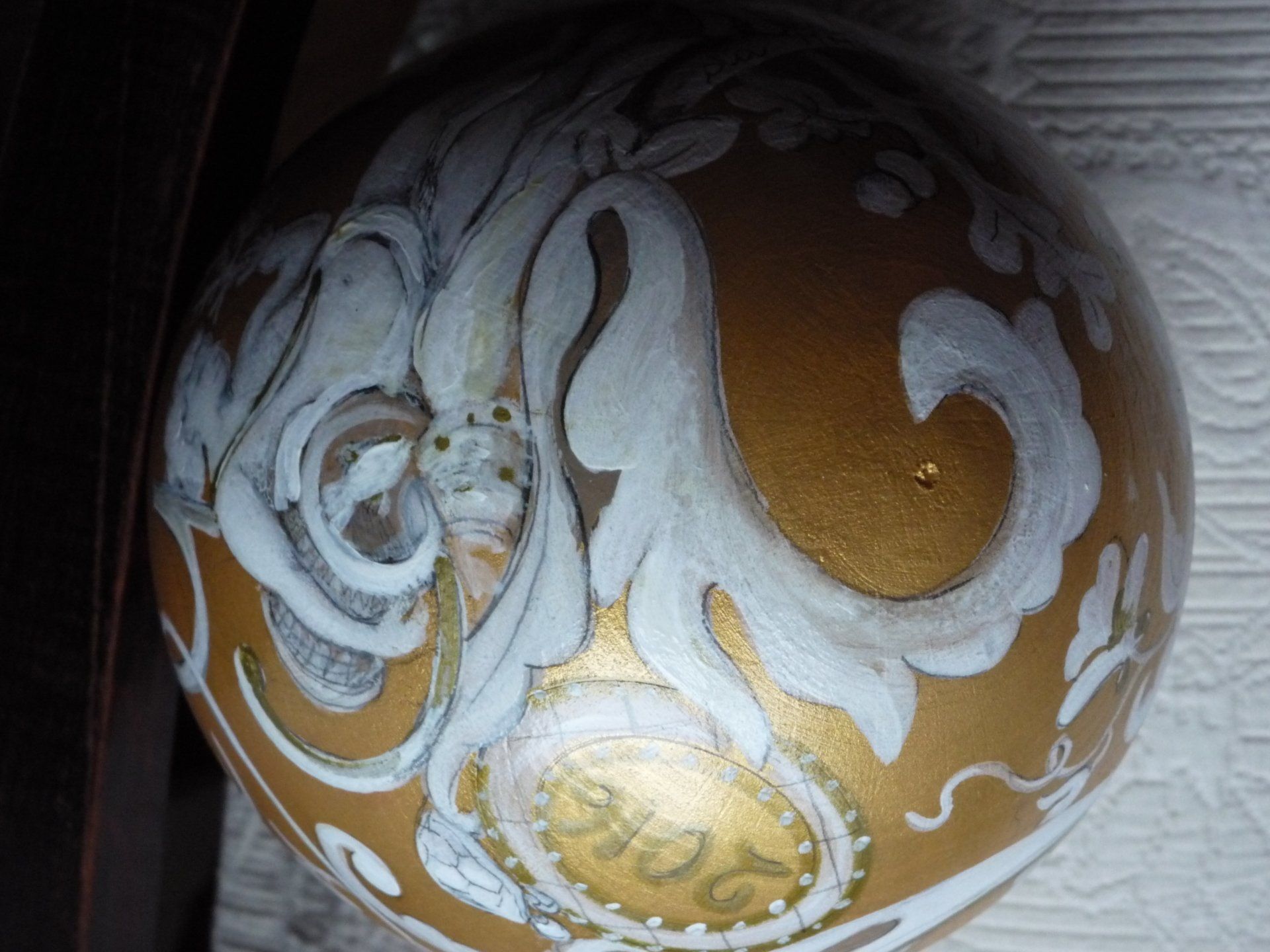 animali, cani, gatti, cavalli,  quadri, ritratti, dipinti, su misura, animali vestiti, oggetti, arredi, uova dipeinte, piatti, decorazioni, trompe, fiori, stencil, decoupage, carta, colla, matita, pennello, olio su tela , riviste, pubblicazioni, eventi, Marina Rigolone, artista, pittrice, decoratrice,