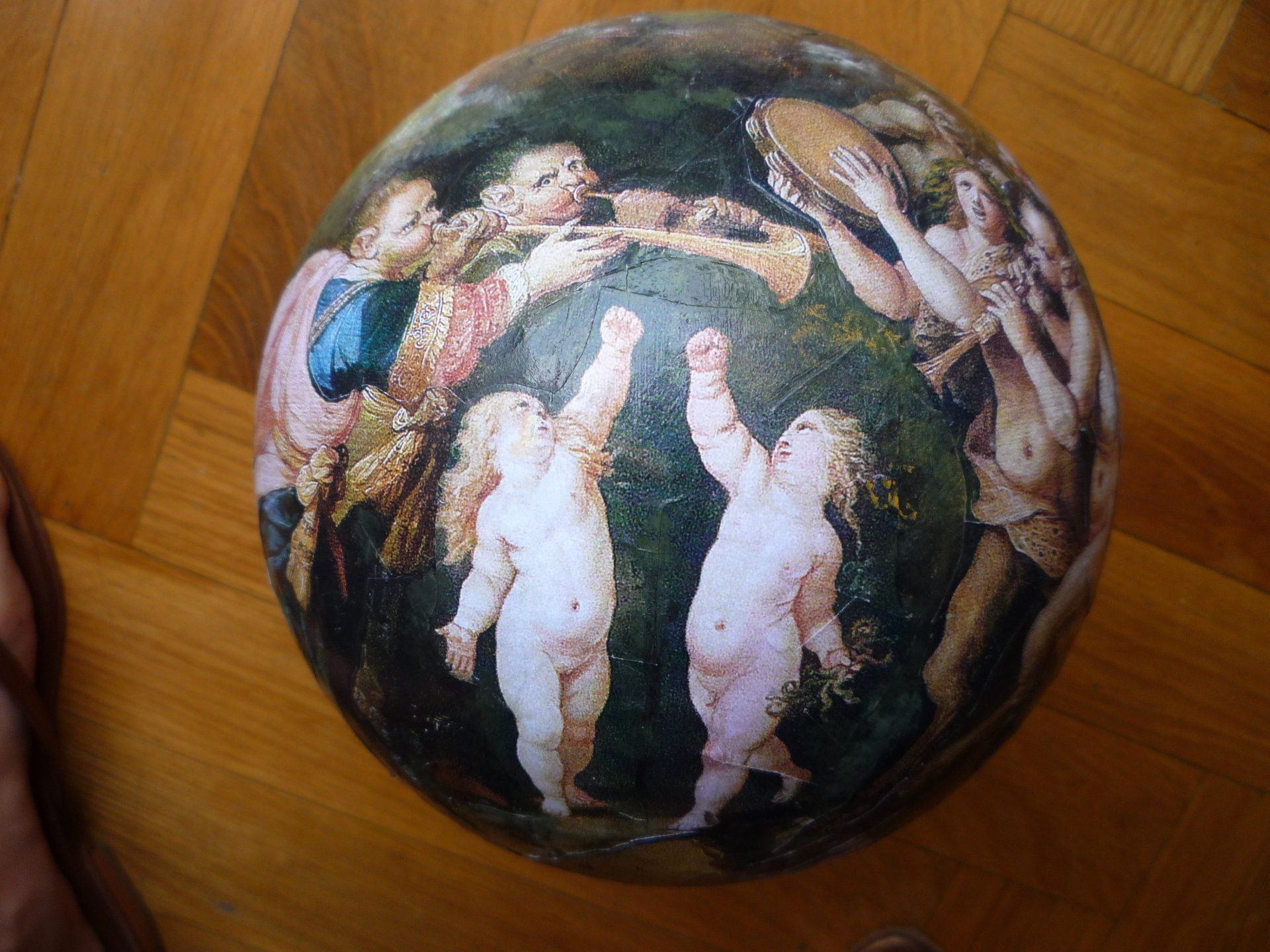 animali, cani, gatti, cavalli,  quadri, ritratti, dipinti, su misura, animali vestiti, oggetti, arredi, uova dipeinte, piatti, decorazioni, trompe, fiori, stencil, decoupage, carta, colla, matita, pennello, olio su tela , riviste, pubblicazioni, eventi, Marina Rigolone, artista, pittrice, decoratrice,