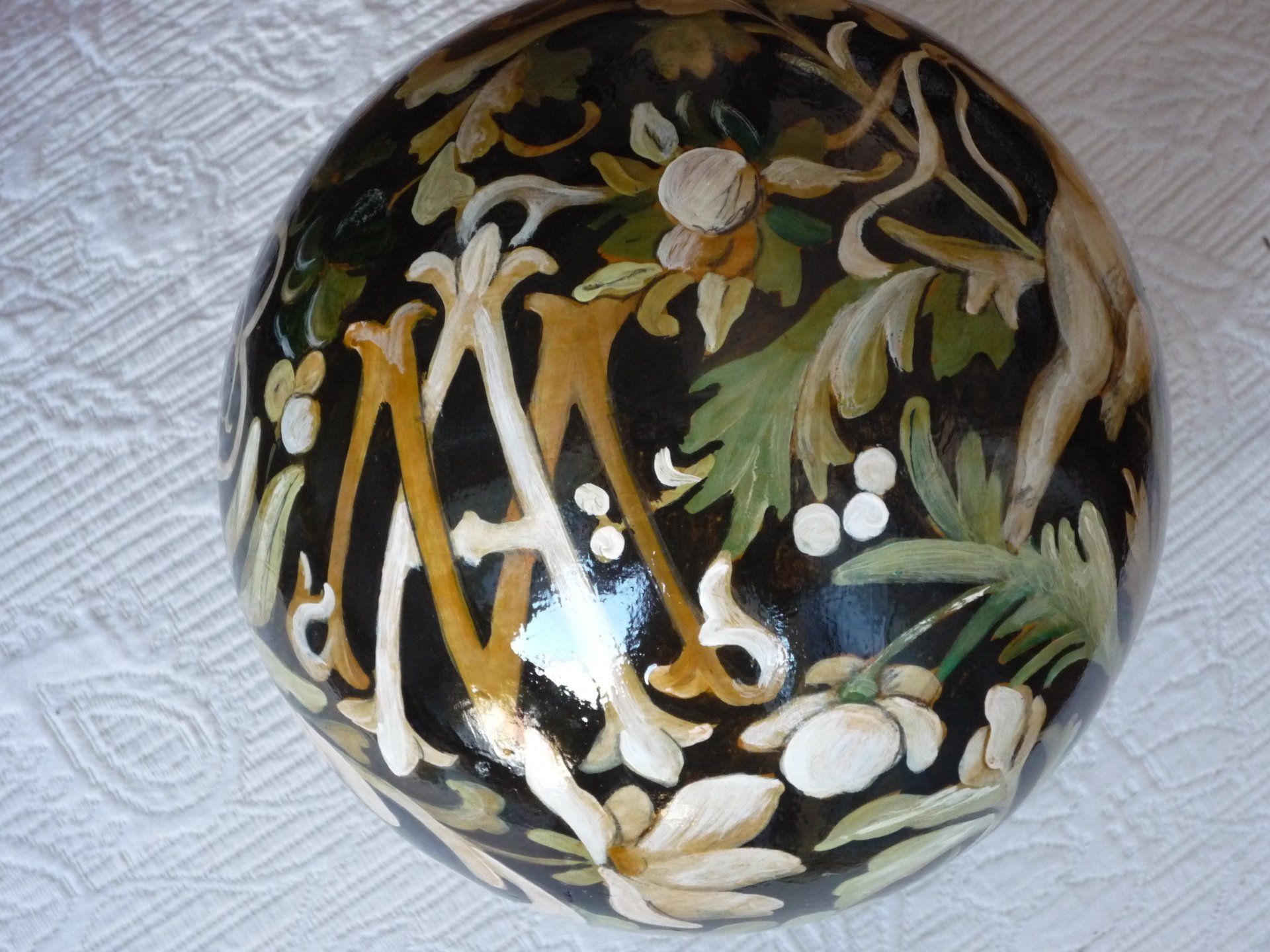 animali, cani, gatti, cavalli,  quadri, ritratti, dipinti, su misura, animali vestiti, oggetti, arredi, uova dipeinte, piatti, decorazioni, trompe, fiori, stencil, decoupage, carta, colla, matita, pennello, olio su tela , riviste, pubblicazioni, eventi, Marina Rigolone, artista, pittrice, decoratrice,