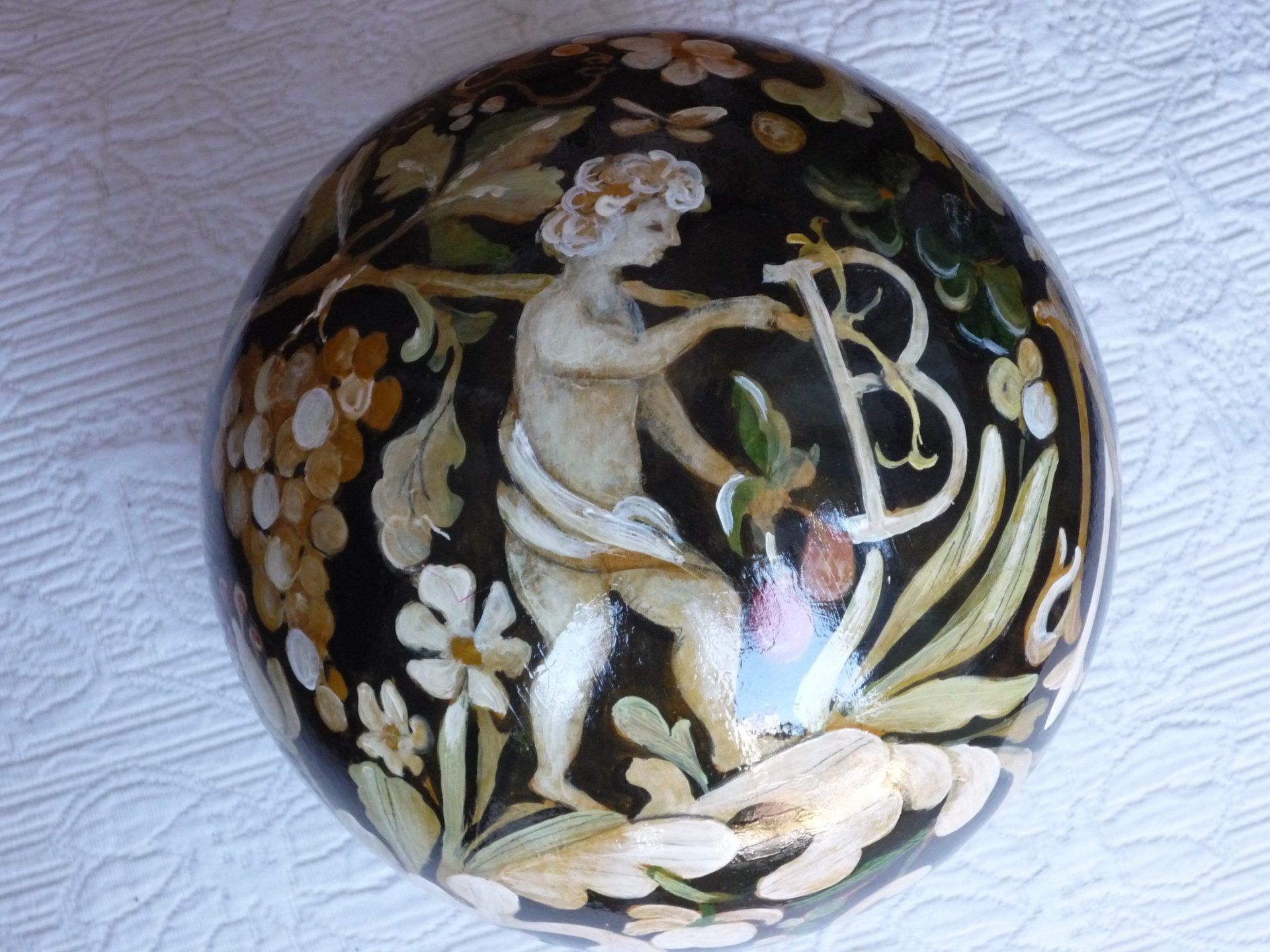 animali, cani, gatti, cavalli,  quadri, ritratti, dipinti, su misura, animali vestiti, oggetti, arredi, uova dipeinte, piatti, decorazioni, trompe, fiori, stencil, decoupage, carta, colla, matita, pennello, olio su tela , riviste, pubblicazioni, eventi, Marina Rigolone, artista, pittrice, decoratrice,