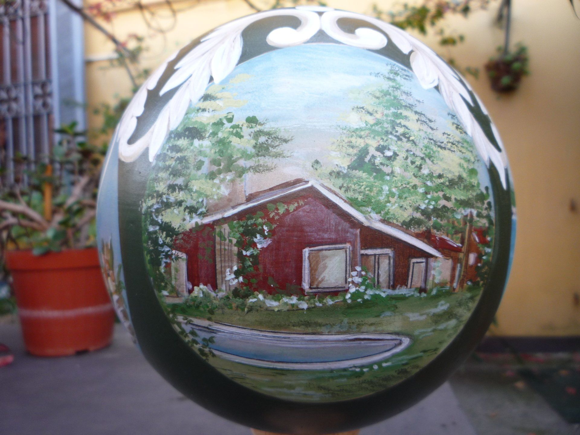 animali, cani, gatti, cavalli,  quadri, ritratti, dipinti, su misura, animali vestiti, oggetti, arredi, uova dipeinte, piatti, decorazioni, trompe, fiori, stencil, decoupage, carta, colla, matita, pennello, olio su tela , riviste, pubblicazioni, eventi, Marina Rigolone, artista, pittrice, decoratrice,