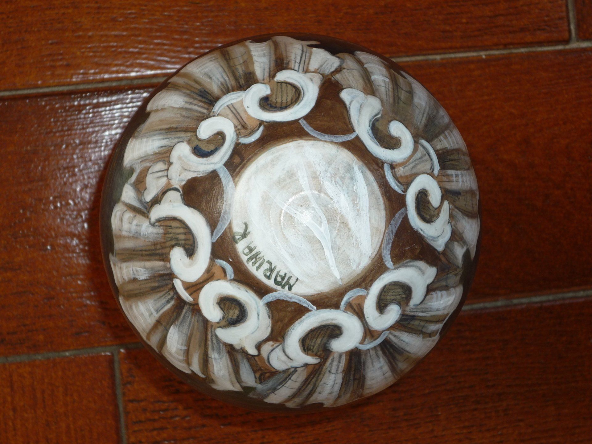 animali, cani, gatti, cavalli,  quadri, ritratti, dipinti, su misura, animali vestiti, oggetti, arredi, uova dipeinte, piatti, decorazioni, trompe, fiori, stencil, decoupage, carta, colla, matita, pennello, olio su tela , riviste, pubblicazioni, eventi, Marina Rigolone, artista, pittrice, decoratrice,