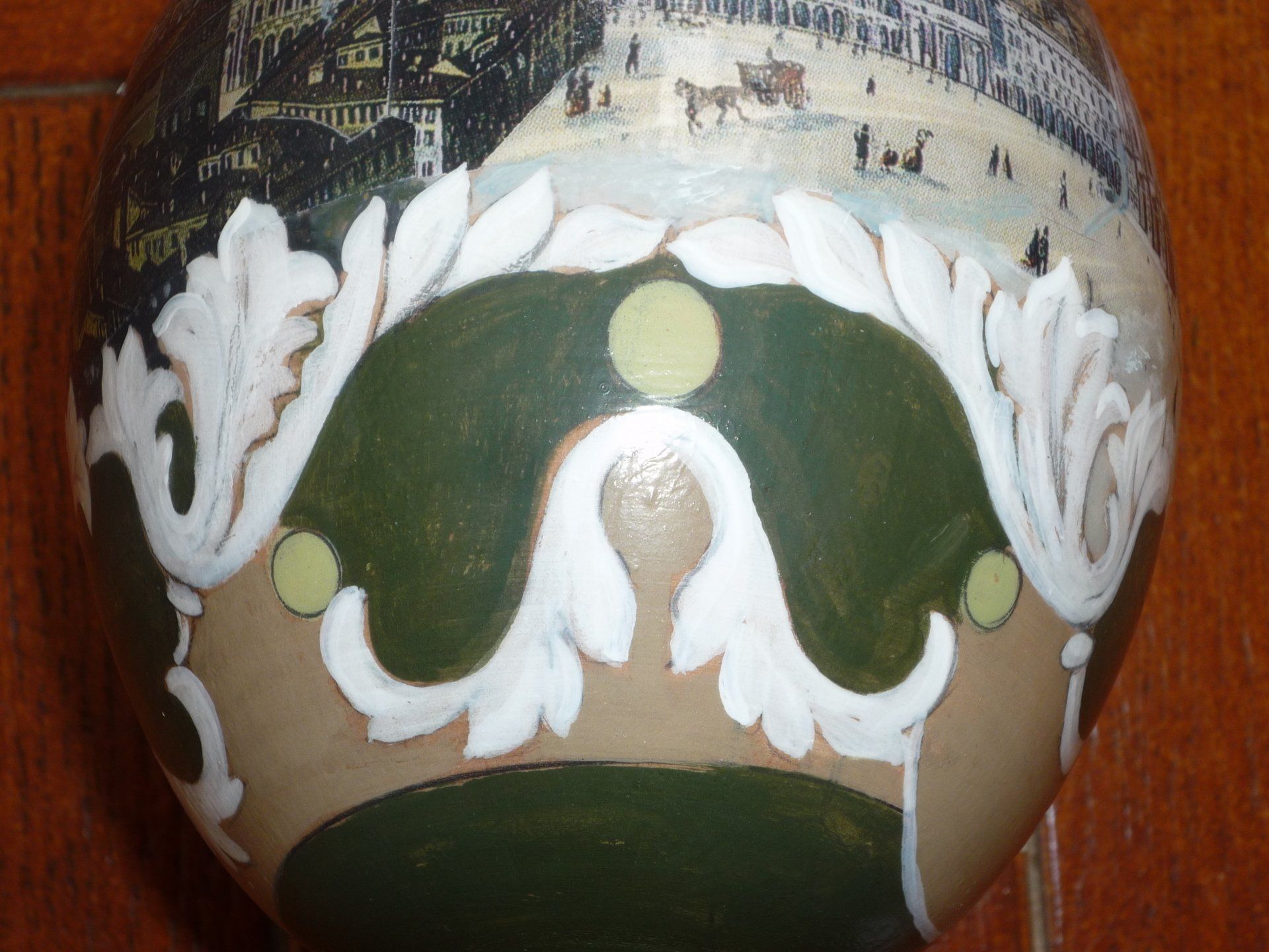 animali, cani, gatti, cavalli,  quadri, ritratti, dipinti, su misura, animali vestiti, oggetti, arredi, uova dipeinte, piatti, decorazioni, trompe, fiori, stencil, decoupage, carta, colla, matita, pennello, olio su tela , riviste, pubblicazioni, eventi, Marina Rigolone, artista, pittrice, decoratrice,