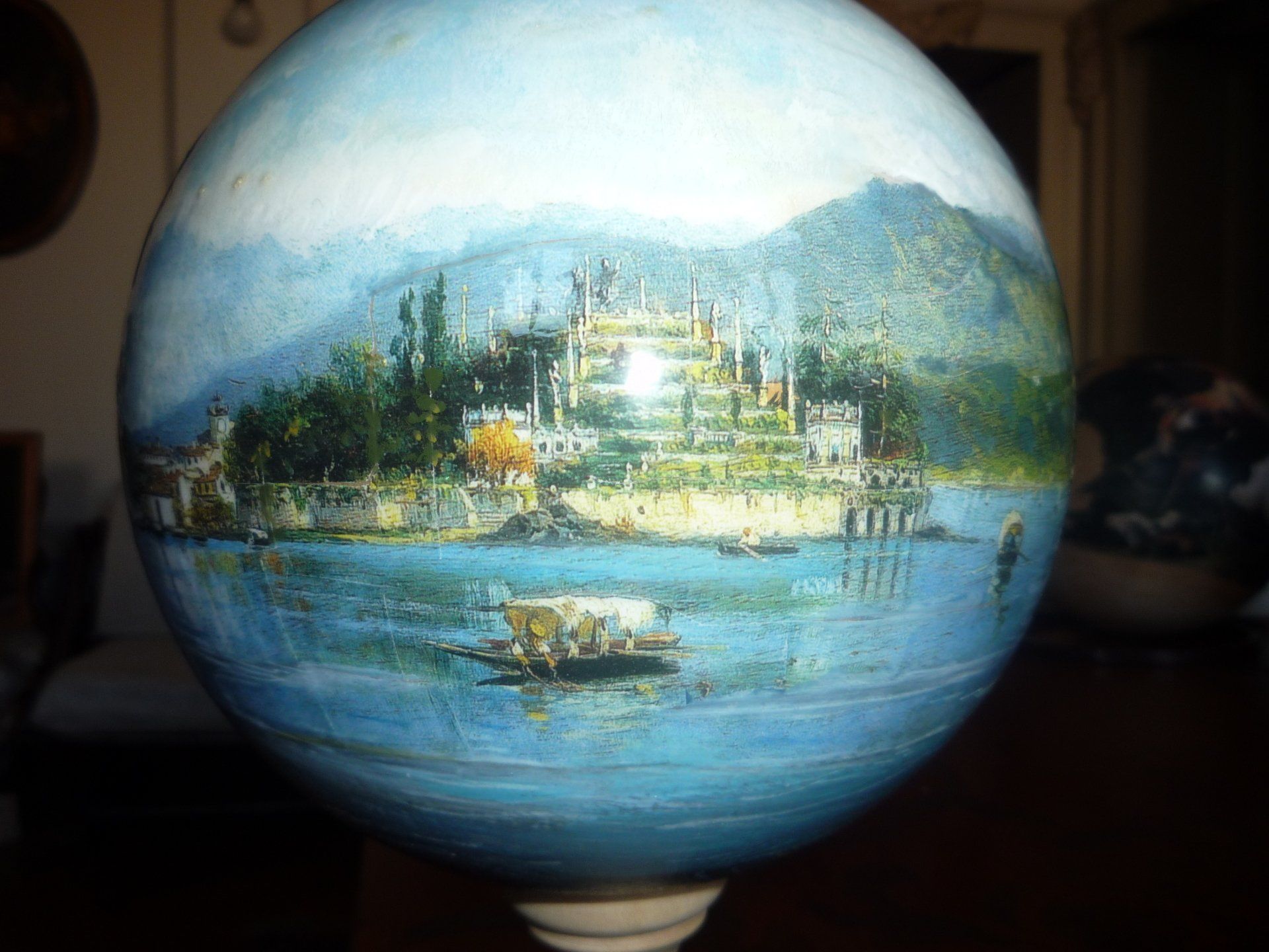 animali, cani, gatti, cavalli,  quadri, ritratti, dipinti, su misura, animali vestiti, oggetti, arredi, uova dipeinte, piatti, decorazioni, trompe, fiori, stencil, decoupage, carta, colla, matita, pennello, olio su tela , riviste, pubblicazioni, eventi, Marina Rigolone, artista, pittrice, decoratrice,