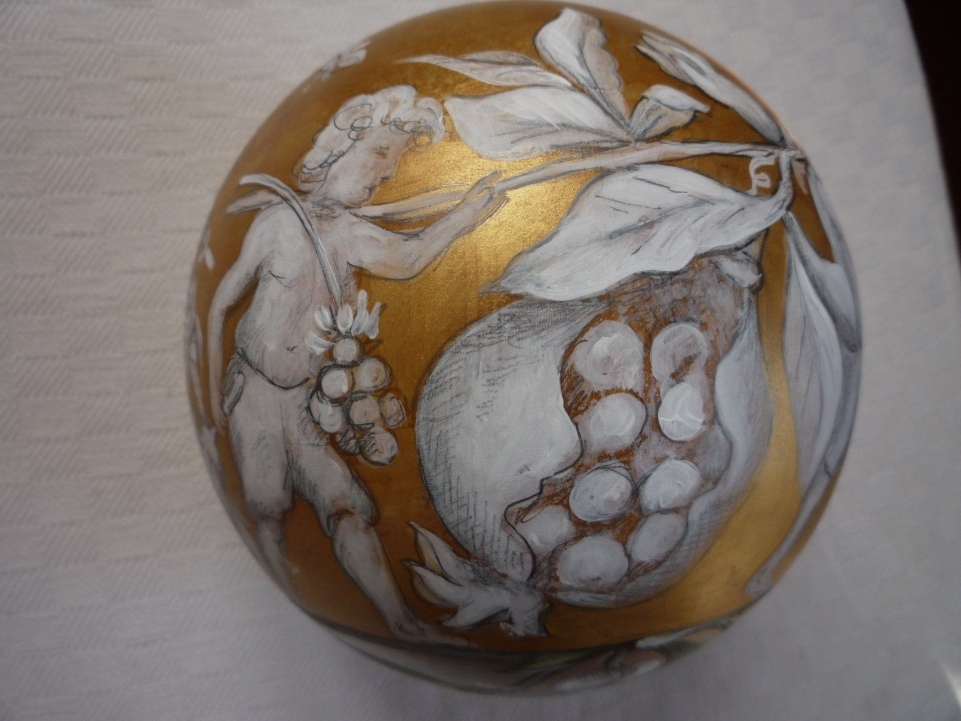 animali, cani, gatti, cavalli,  quadri, ritratti, dipinti, su misura, animali vestiti, oggetti, arredi, uova dipeinte, piatti, decorazioni, trompe, fiori, stencil, decoupage, carta, colla, matita, pennello, olio su tela , riviste, pubblicazioni, eventi, Marina Rigolone, artista, pittrice, decoratrice,