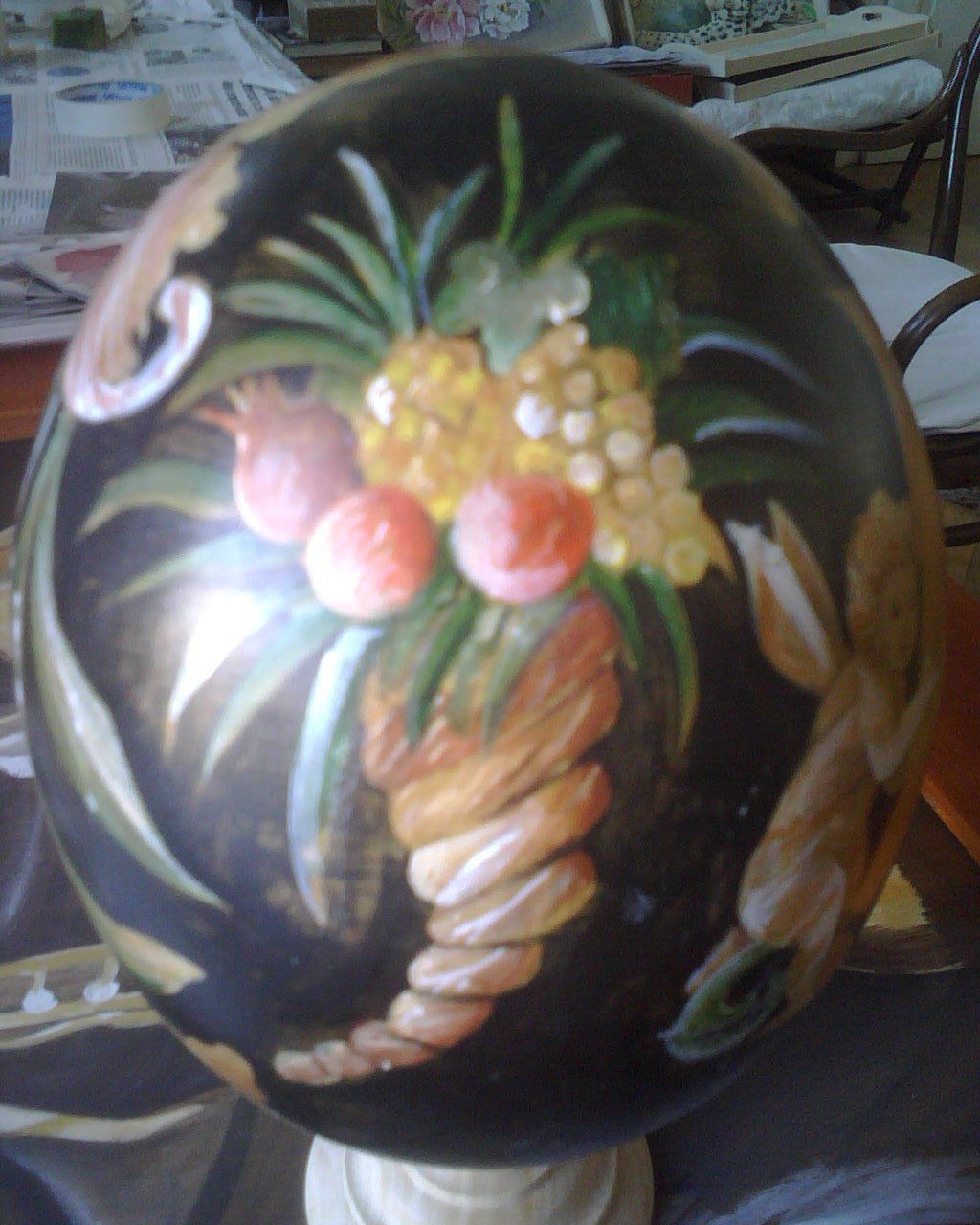 animali, cani, gatti, cavalli,  quadri, ritratti, dipinti, su misura, animali vestiti, oggetti, arredi, uova dipeinte, piatti, decorazioni, trompe, fiori, stencil, decoupage, carta, colla, matita, pennello, olio su tela , riviste, pubblicazioni, eventi, Marina Rigolone, artista, pittrice, decoratrice,