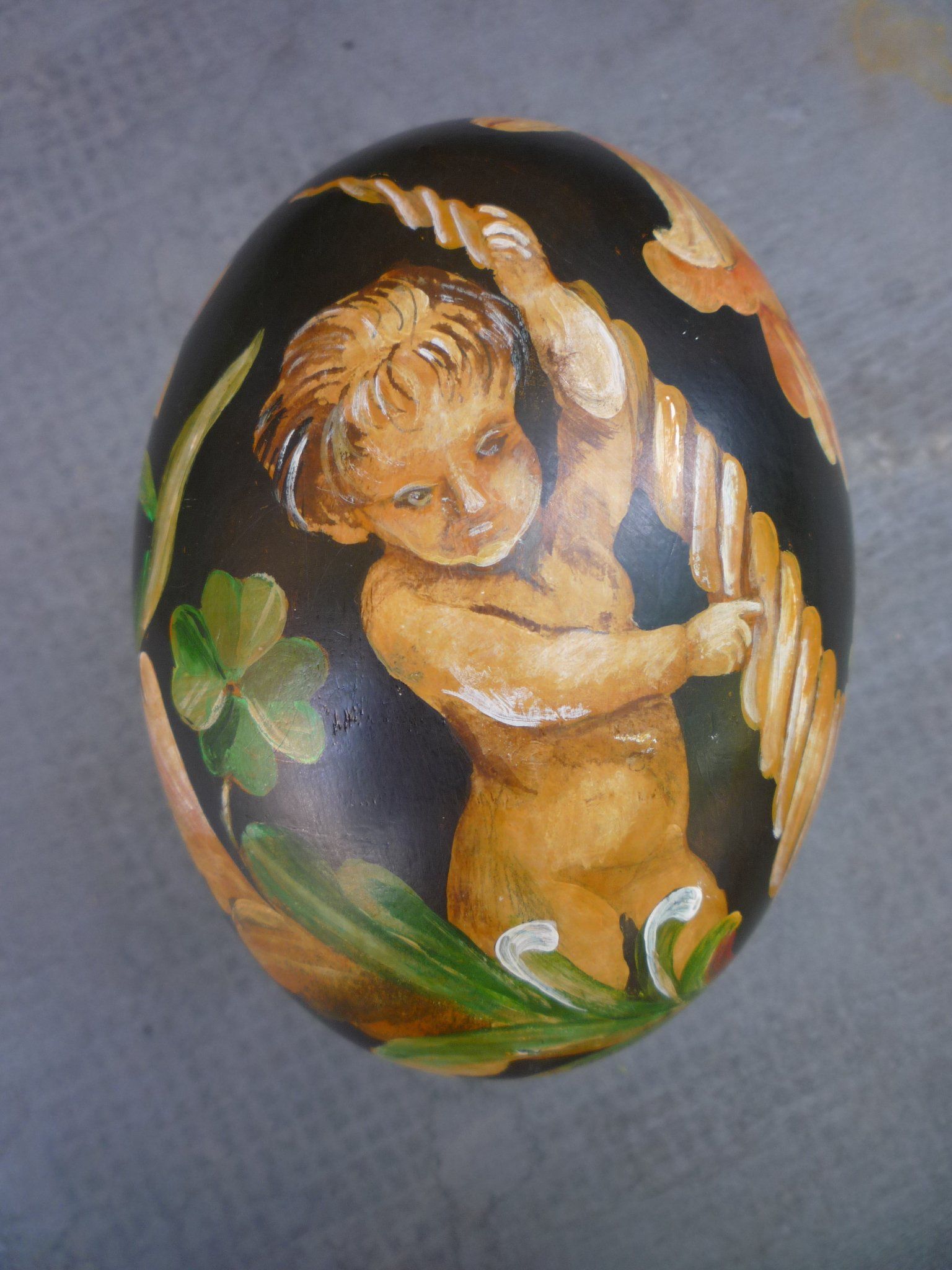 animali, cani, gatti, cavalli,  quadri, ritratti, dipinti, su misura, animali vestiti, oggetti, arredi, uova dipeinte, piatti, decorazioni, trompe, fiori, stencil, decoupage, carta, colla, matita, pennello, olio su tela , riviste, pubblicazioni, eventi, Marina Rigolone, artista, pittrice, decoratrice,