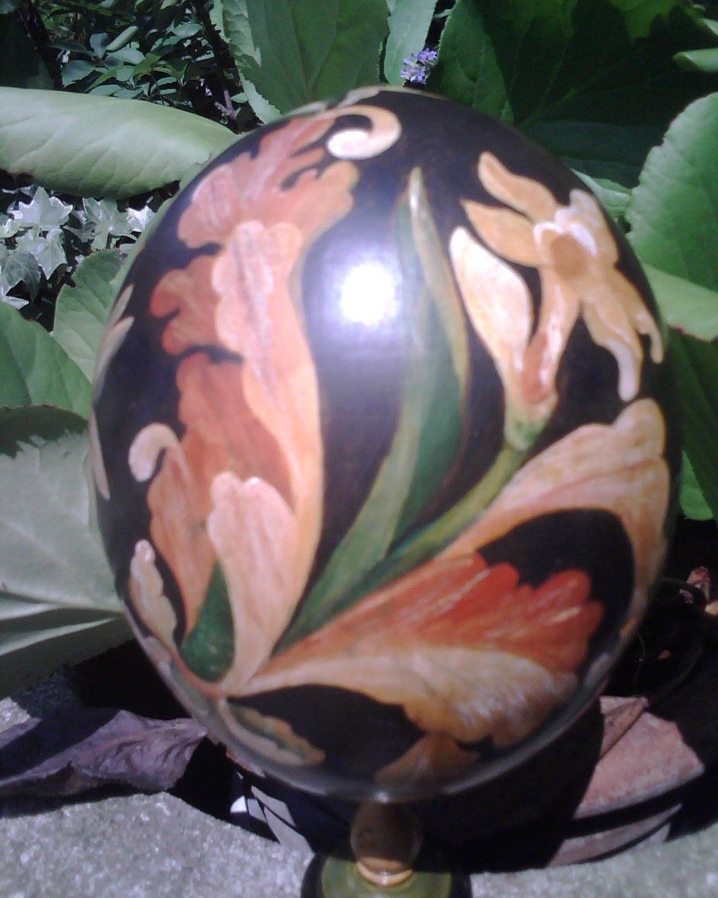 animali, cani, gatti, cavalli,  quadri, ritratti, dipinti, su misura, animali vestiti, oggetti, arredi, uova dipeinte, piatti, decorazioni, trompe, fiori, stencil, decoupage, carta, colla, matita, pennello, olio su tela , riviste, pubblicazioni, eventi, Marina Rigolone, artista, pittrice, decoratrice,