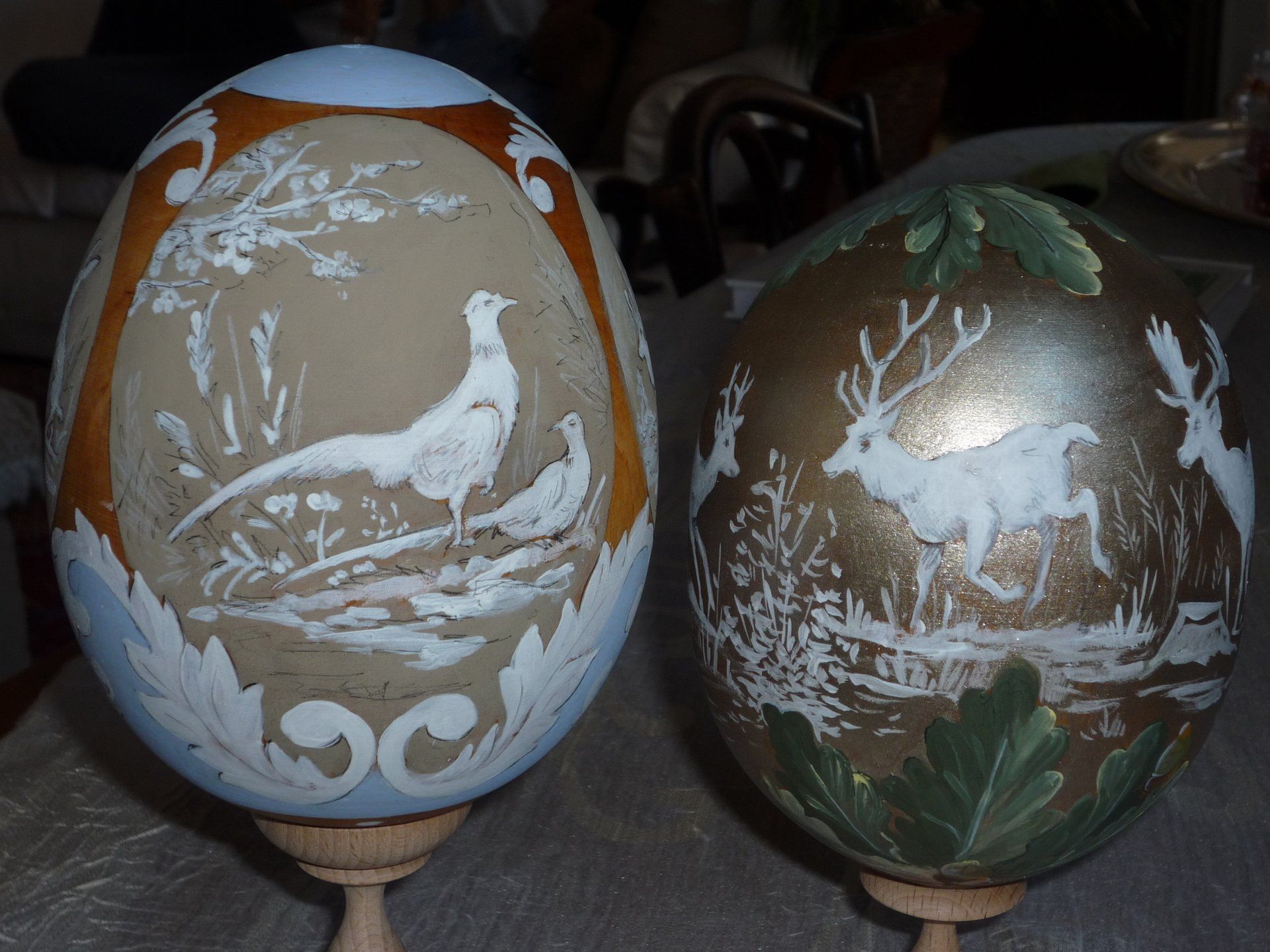 animali, cani, gatti, cavalli,  quadri, ritratti, dipinti, su misura, animali vestiti, oggetti, arredi, uova dipeinte, piatti, decorazioni, trompe, fiori, stencil, decoupage, carta, colla, matita, pennello, olio su tela , riviste, pubblicazioni, eventi, Marina Rigolone, artista, pittrice, decoratrice,