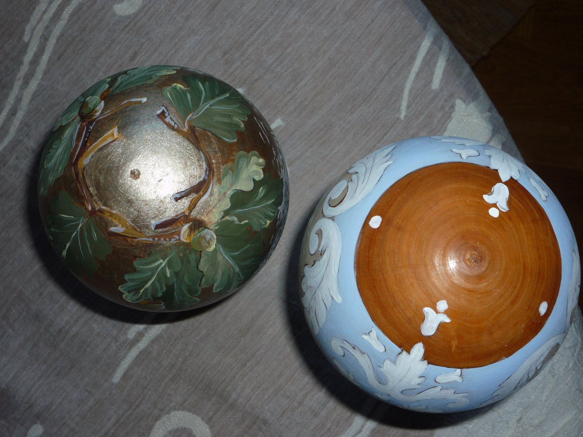 animali, cani, gatti, cavalli,  quadri, ritratti, dipinti, su misura, animali vestiti, oggetti, arredi, uova dipeinte, piatti, decorazioni, trompe, fiori, stencil, decoupage, carta, colla, matita, pennello, olio su tela , riviste, pubblicazioni, eventi, Marina Rigolone, artista, pittrice, decoratrice,