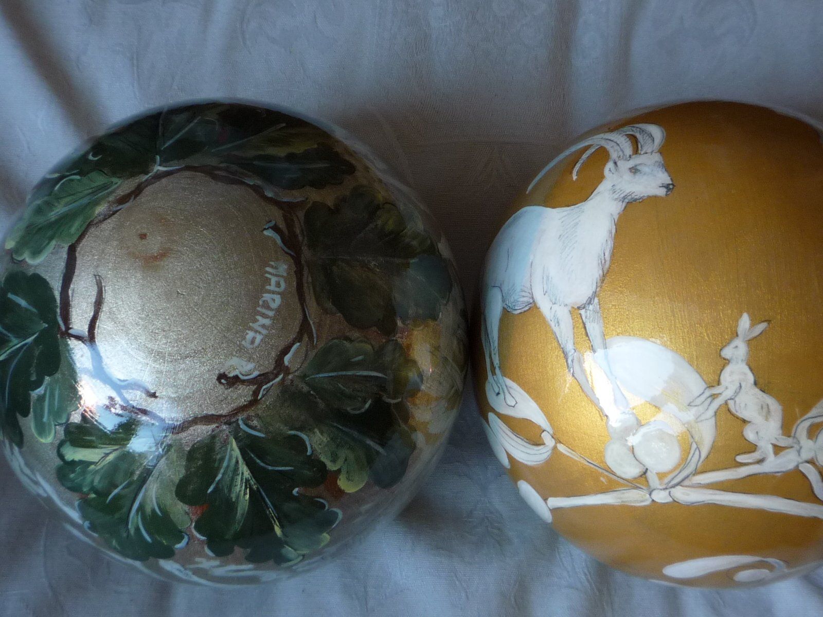 animali, cani, gatti, cavalli,  quadri, ritratti, dipinti, su misura, animali vestiti, oggetti, arredi, uova dipeinte, piatti, decorazioni, trompe, fiori, stencil, decoupage, carta, colla, matita, pennello, olio su tela , riviste, pubblicazioni, eventi, Marina Rigolone, artista, pittrice, decoratrice,