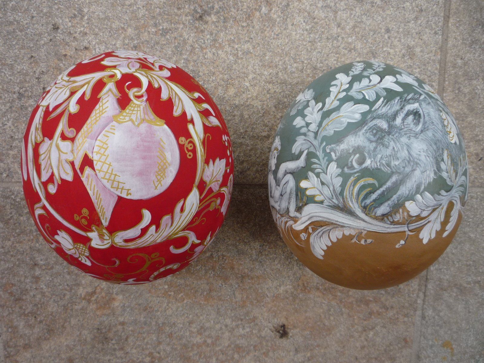 animali, cani, gatti, cavalli,  quadri, ritratti, dipinti, su misura, animali vestiti, oggetti, arredi, uova dipeinte, piatti, decorazioni, trompe, fiori, stencil, decoupage, carta, colla, matita, pennello, olio su tela , riviste, pubblicazioni, eventi, Marina Rigolone, artista, pittrice, decoratrice,