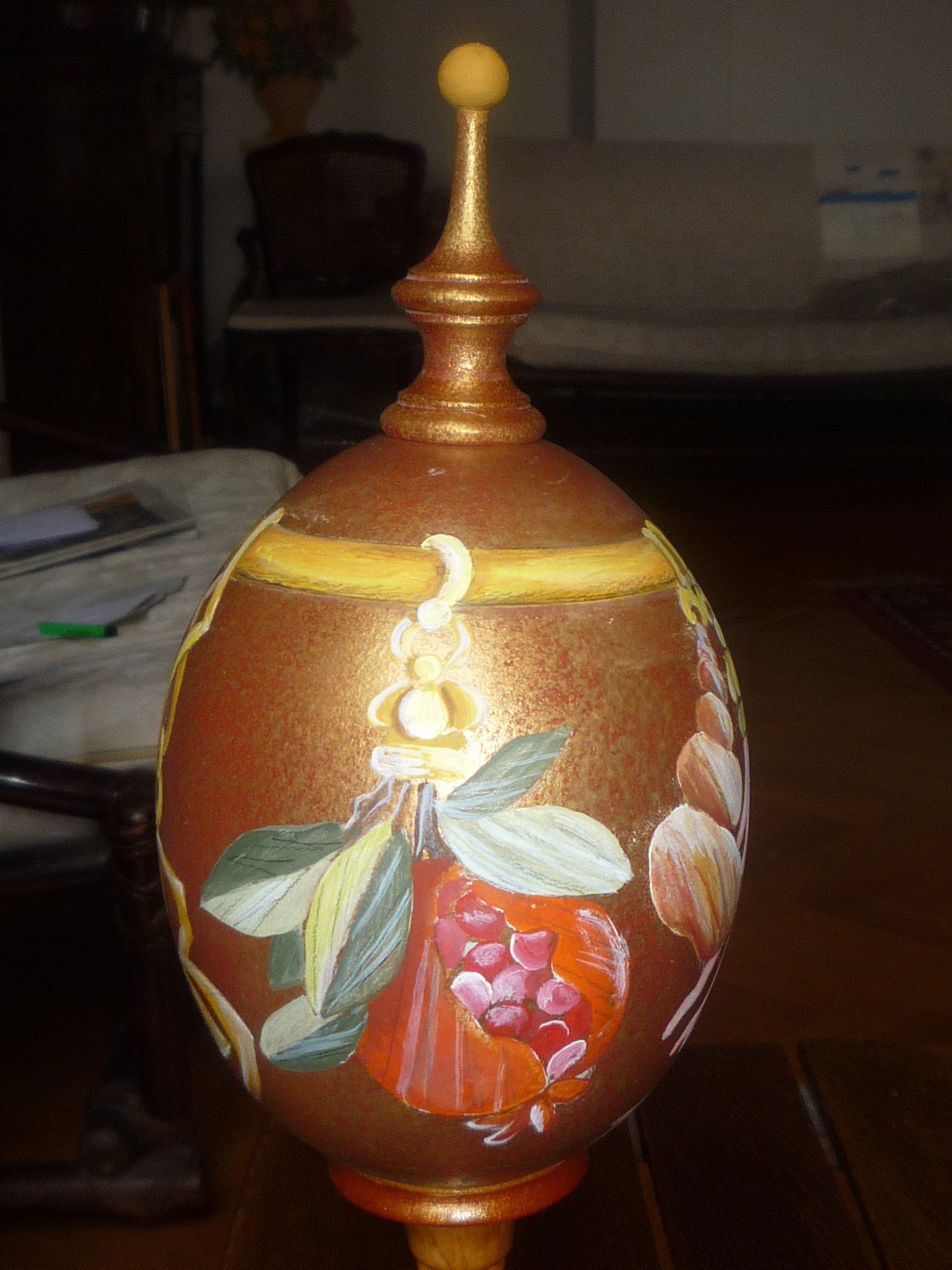 animali, cani, gatti, cavalli,  quadri, ritratti, dipinti, su misura, animali vestiti, oggetti, arredi, uova dipeinte, piatti, decorazioni, trompe, fiori, stencil, decoupage, carta, colla, matita, pennello, olio su tela , riviste, pubblicazioni, eventi, Marina Rigolone, artista, pittrice, decoratrice,