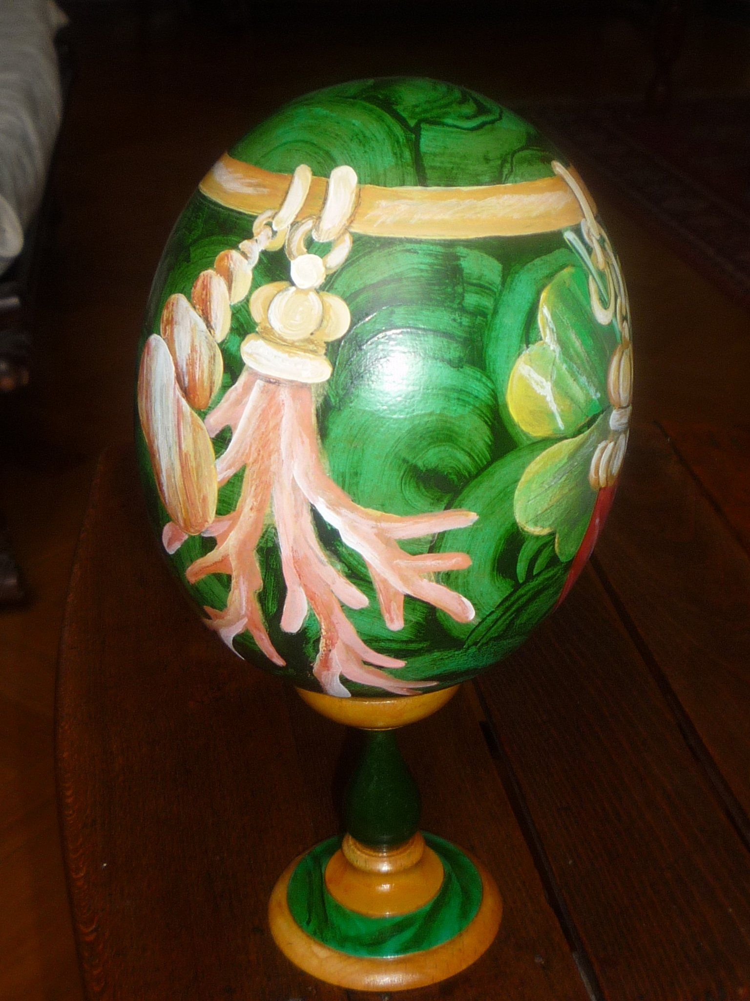 animali, cani, gatti, cavalli,  quadri, ritratti, dipinti, su misura, animali vestiti, oggetti, arredi, uova dipeinte, piatti, decorazioni, trompe, fiori, stencil, decoupage, carta, colla, matita, pennello, olio su tela , riviste, pubblicazioni, eventi, Marina Rigolone, artista, pittrice, decoratrice,