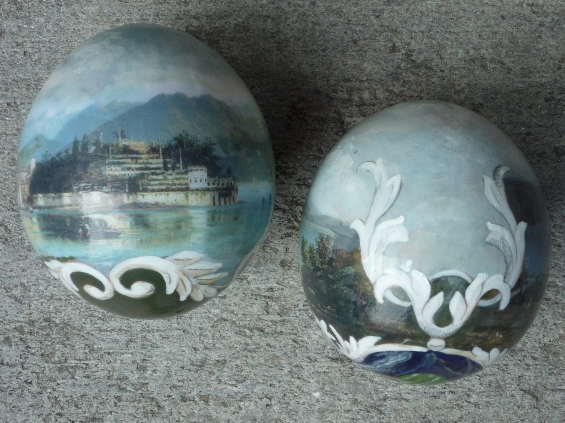 animali, cani, gatti, cavalli,  quadri, ritratti, dipinti, su misura, animali vestiti, oggetti, arredi, uova dipeinte, piatti, decorazioni, trompe, fiori, stencil, decoupage, carta, colla, matita, pennello, olio su tela , riviste, pubblicazioni, eventi, Marina Rigolone, artista, pittrice, decoratrice,