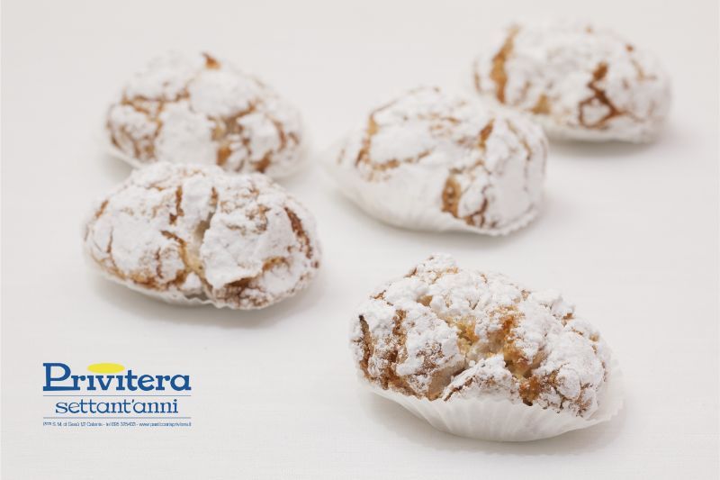 Dolce alle mandorle