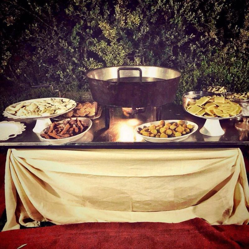 Tavoli con buffet
