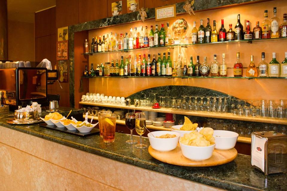 Bar counter