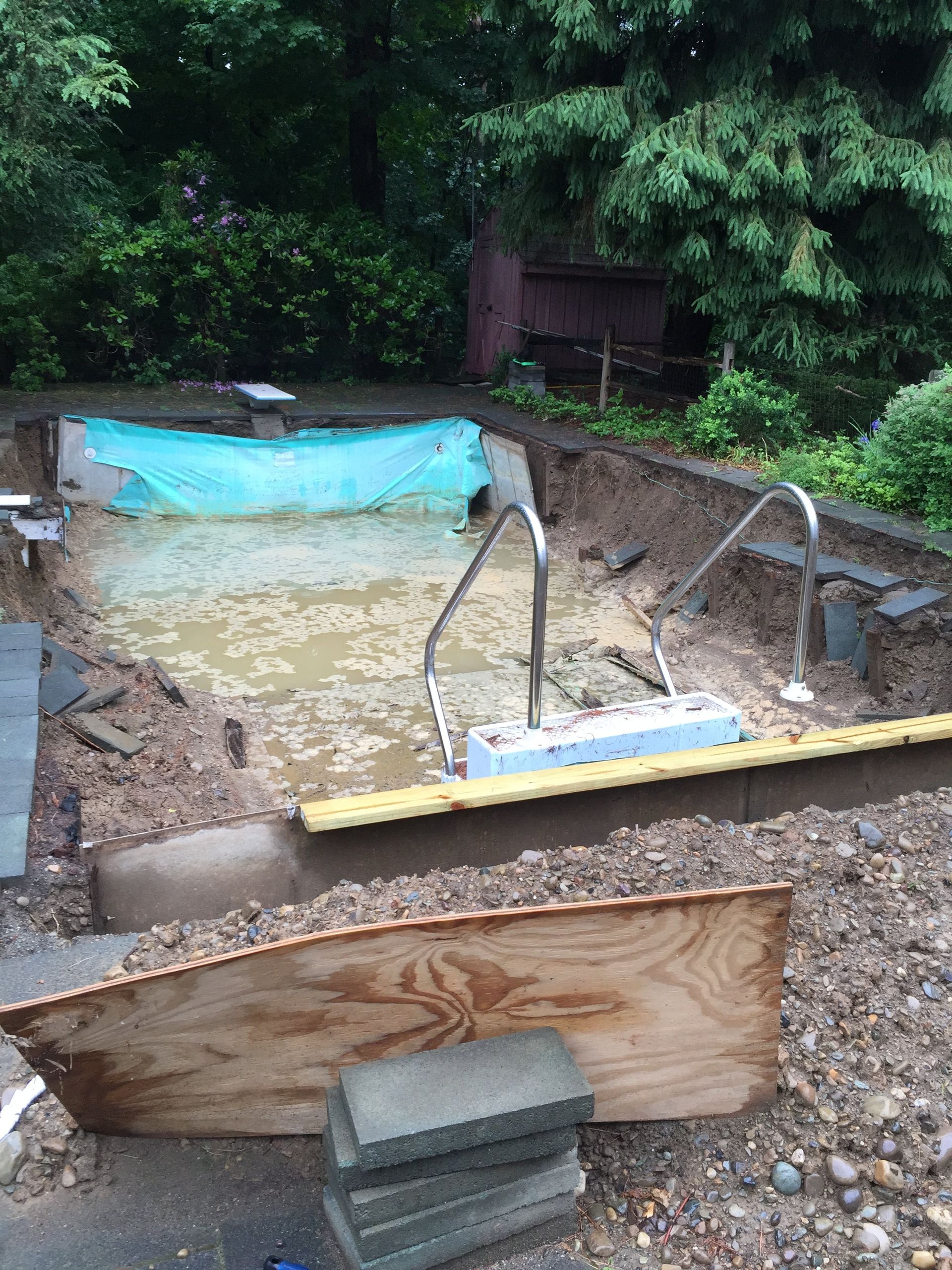 Before Vinyl Pool Renovation
