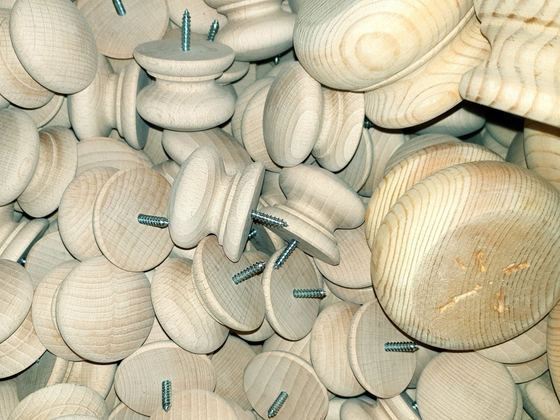 Beech knobs