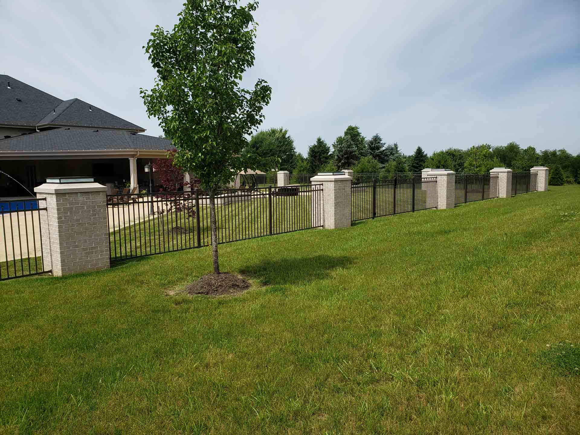 Black Fence — Cecil, PA — Morelli Fence