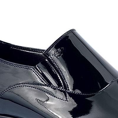 scarpa da sposo di vernice
