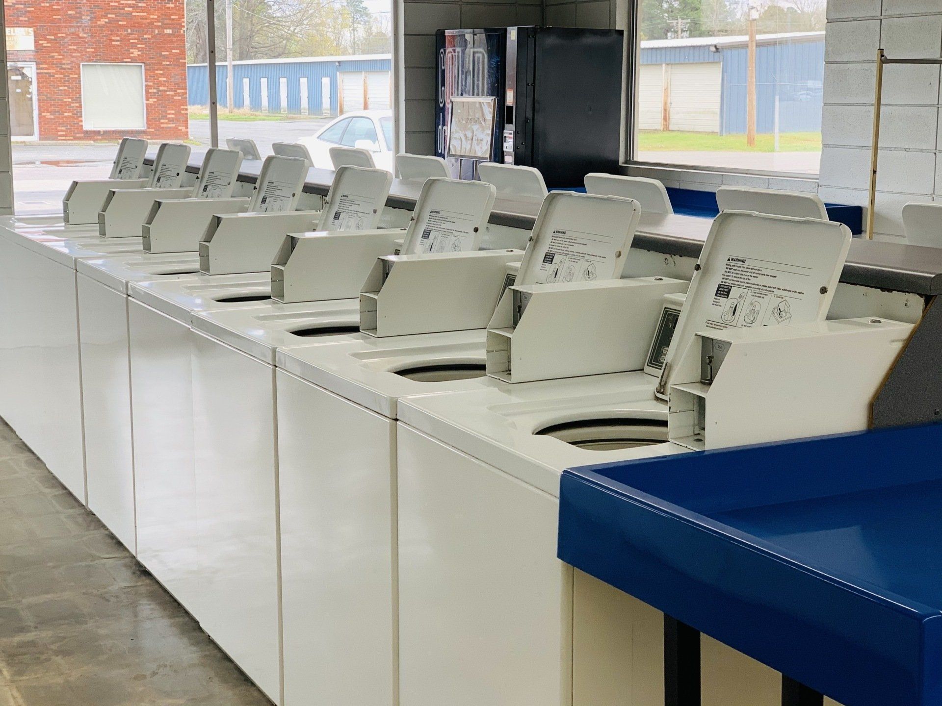 Self-service laundromat — Pine Bluff, AR — Purnell's Mini-Storage & Coin Laundry Self-service laundromat — Pine Bluff, AR — Purnell's Mini-Storage & Coin Laundry