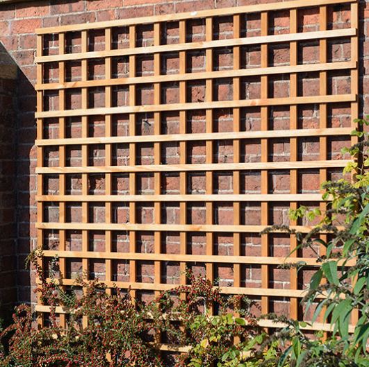 Grange Fencing, square Trellis