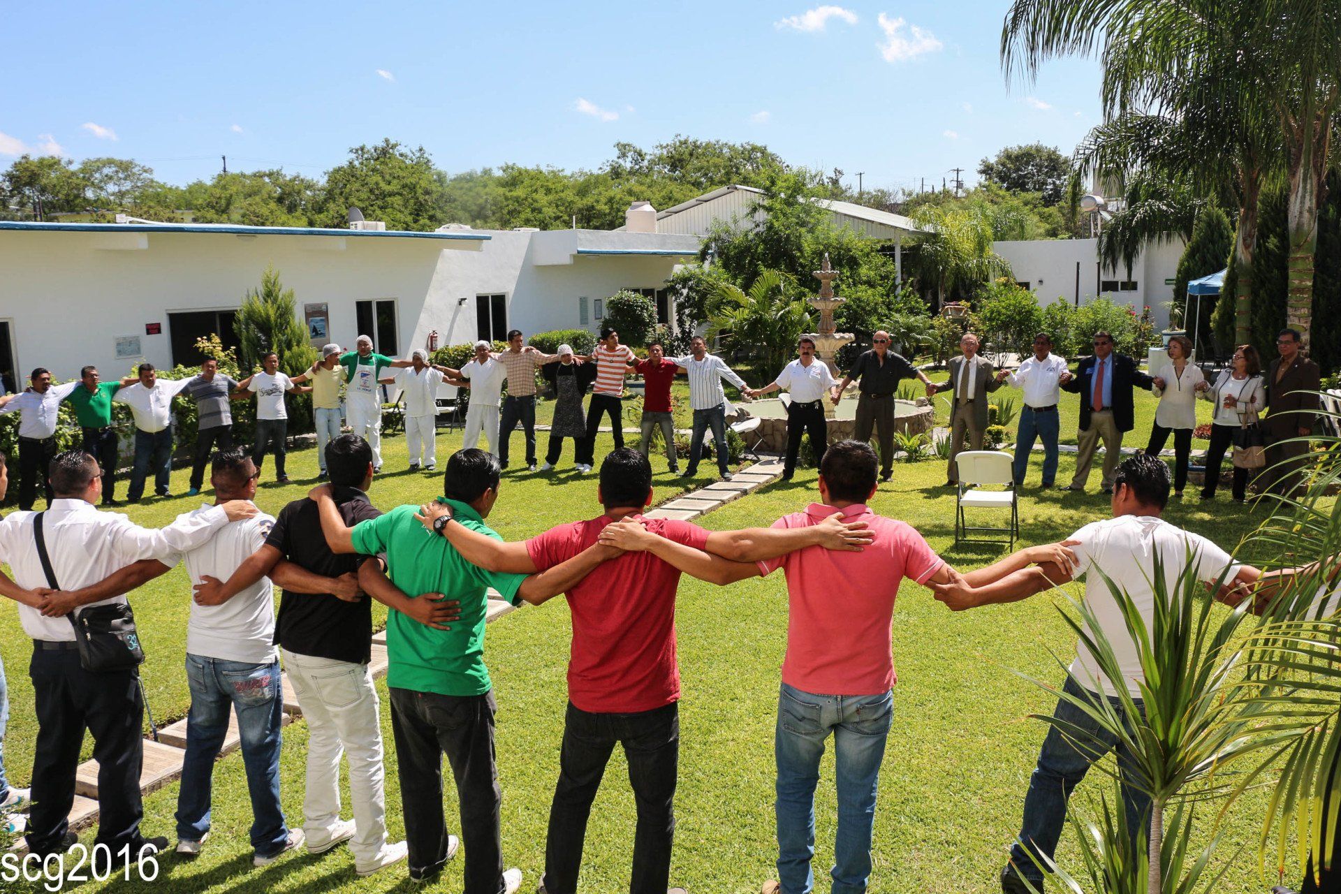 la colaboración para servir