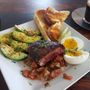 assiette-client-filet-mignon-aliments-roby