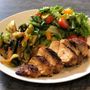assiette-poulet-salade-aliments-roby