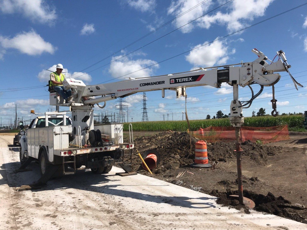 Vehicle for Electrical Works — Peoria, IL — Oberlander Electric Vehicle for Electrical Works — Peoria, IL — Oberlander Electric