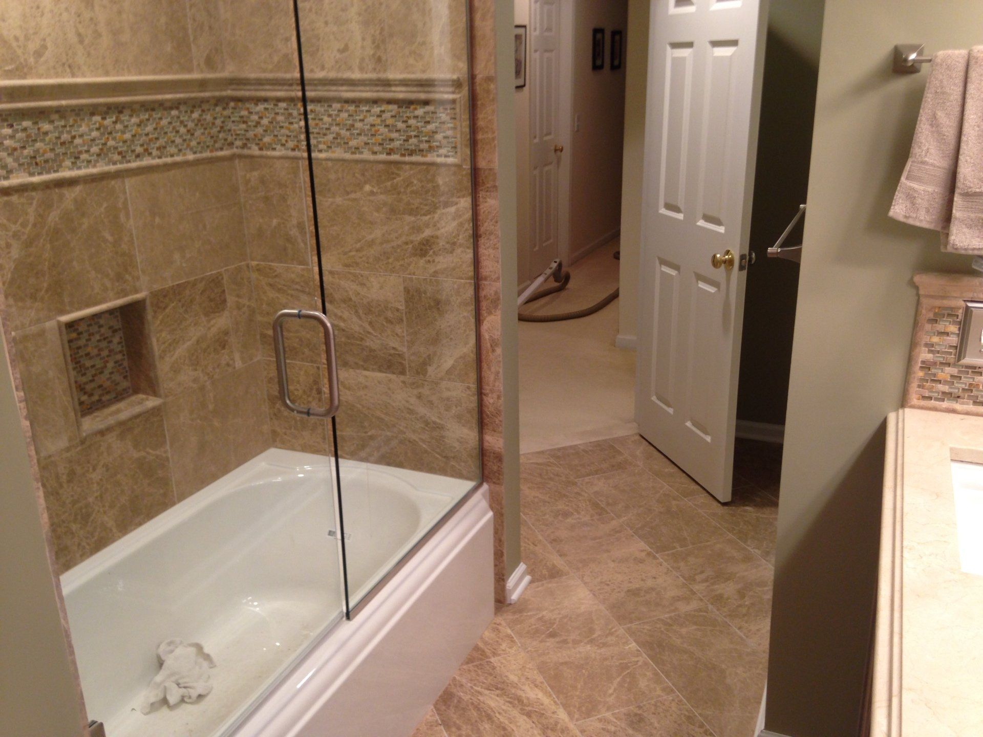 Bathroom design with beautiful tile on floors and walls in Stratford, CT