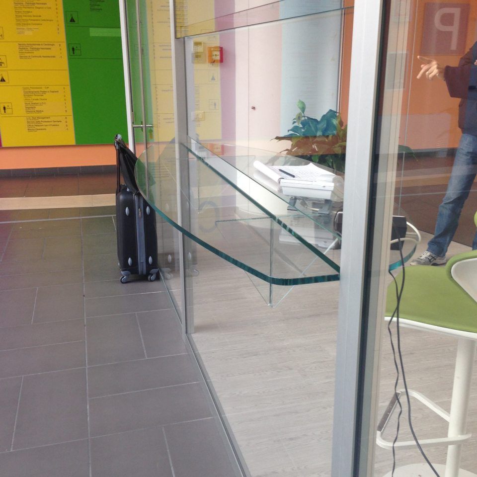 installazione di porte automatiche centri commerciali