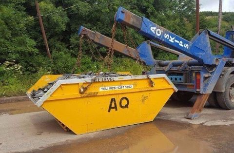 A Q Skip Hire