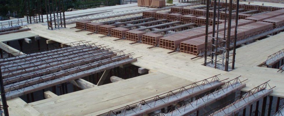 Realizzazione solaio laterocementizio