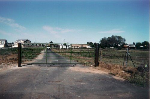 M.I.D. Gate
