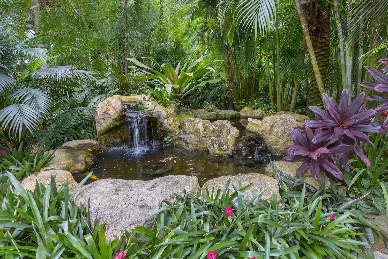 Landscaper — Water Feature in RIchardson, TX Landscaper — Water Feature in RIchardson, TX