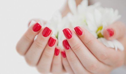 Chroma Gel nail strengthening treatment