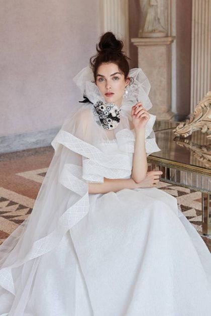 Abito da matrimonio in stile veneziano