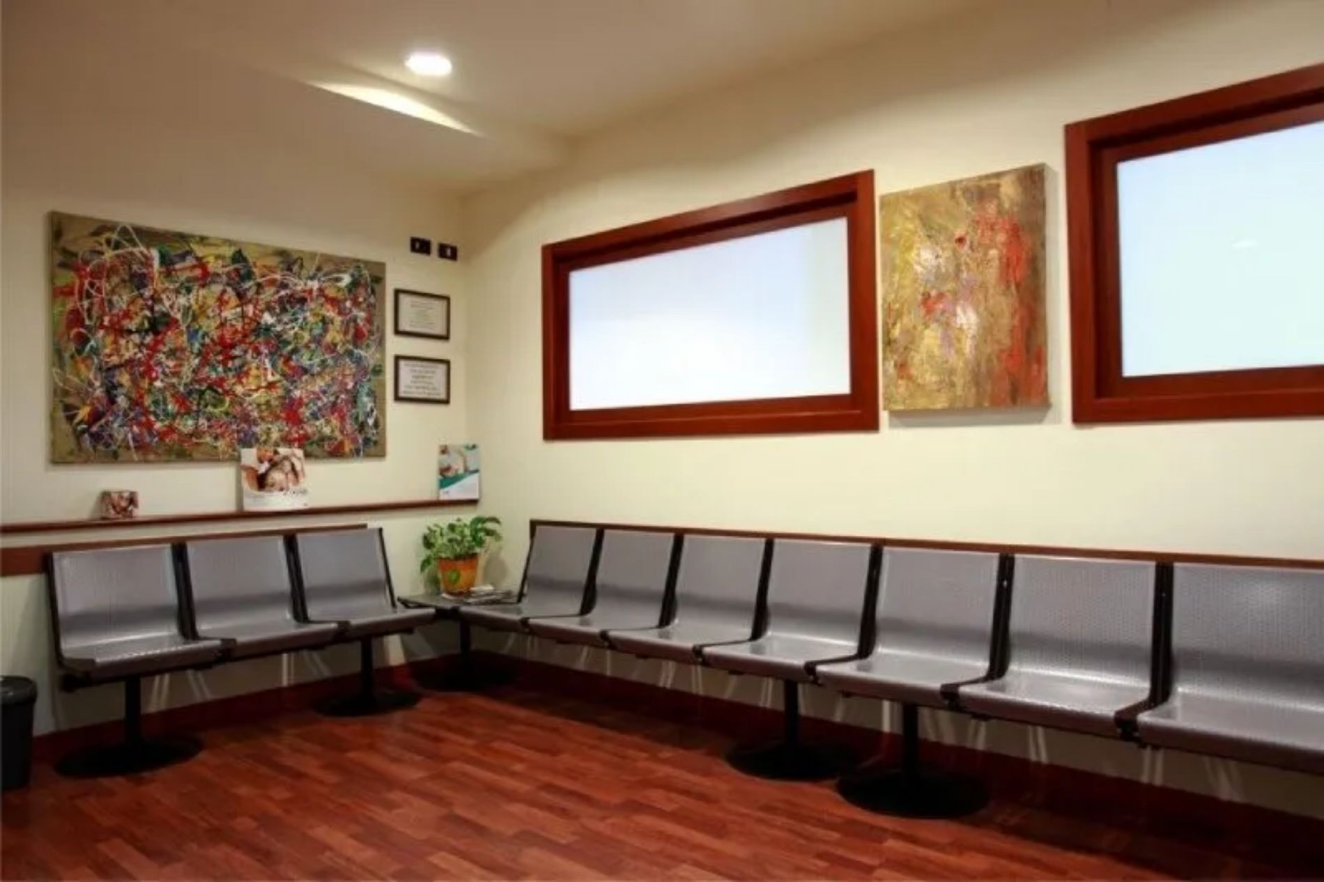 sala d'attesa di uno studio dentistico