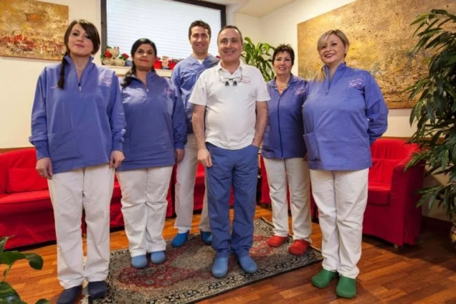 équipe di uno studio dentistico