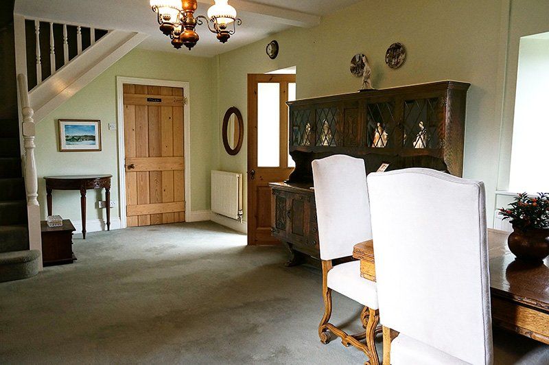 The ivy room dining area at the draen