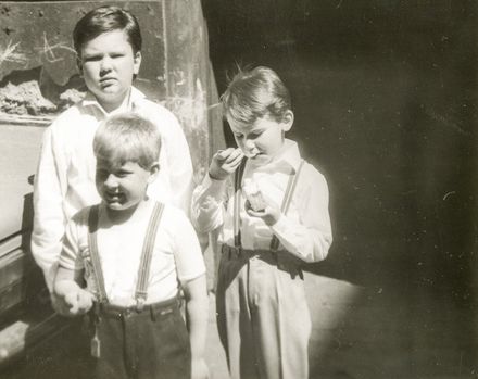 Familie Marinello als kleine Kinder